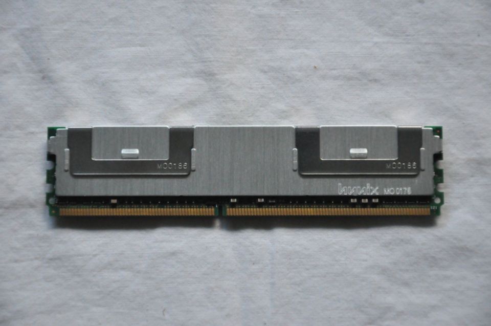 DDR 2 RAM 2GB 2RX8 PC2-5300F-555-11 in Lichtenwald