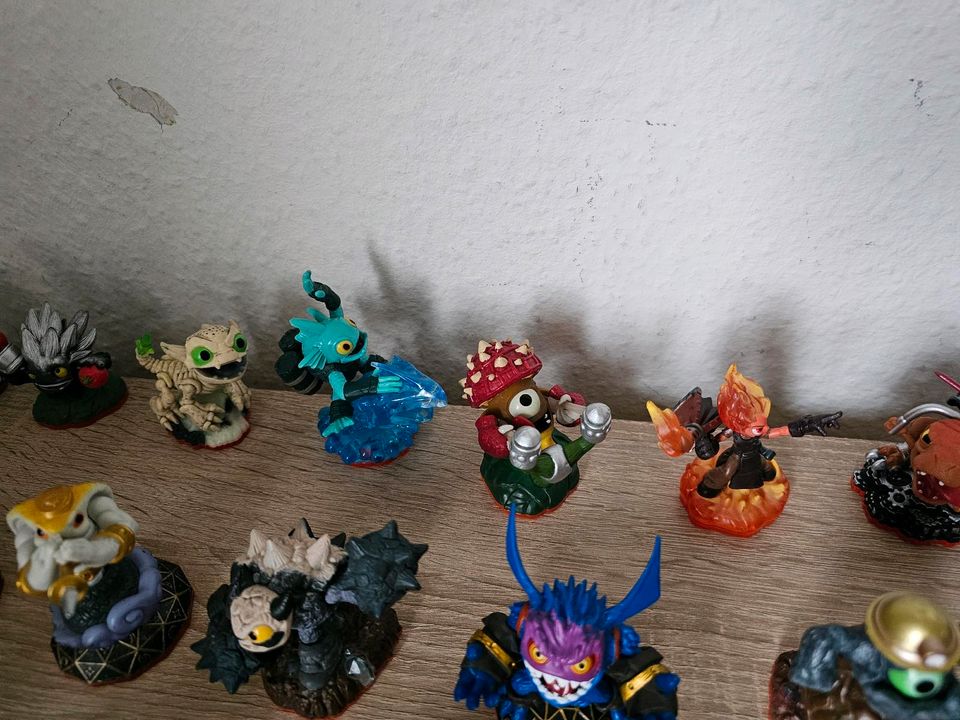 Skylanders Trap Team Figuren 3DS Nintendo Wii U PS4 PS3 Xbox One in Aachen