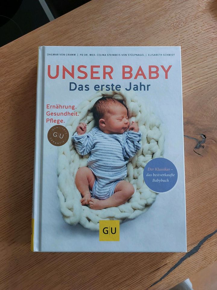 Unser Baby - Das erste Jahr- Top Zustand in Breitenbrunn