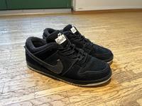 Nike sb x Gnarhunters dunk low pro schuh (black black white) Sachsen - Käbschütztal Vorschau