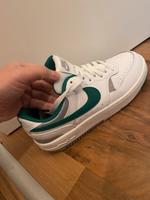 Nike 37.5 wie neu Berlin - Hohenschönhausen Vorschau