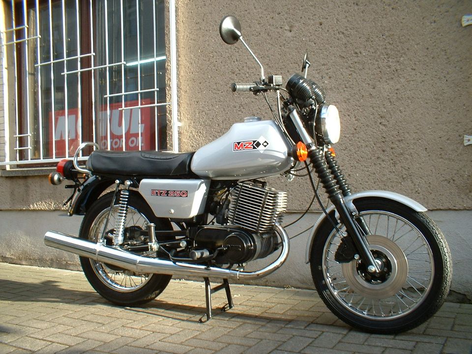 MZ ETZ 250 De Luxe - Komplettrestauration in Aschersleben