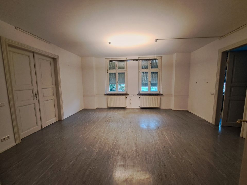 große 4-Zimmer-Gewerbeeinheit im EG in Lutherstadt Wittenberg