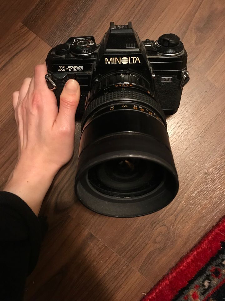 Minolta X-700 Analog Kamera mit Makro Objektiv in Essen