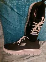 Skechers Damen Gr. 41 Schwarz-silber Dresden - Blasewitz Vorschau