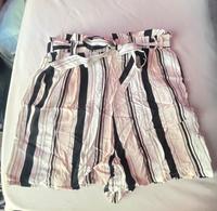Gestreifte Shorts Essen - Essen-West Vorschau