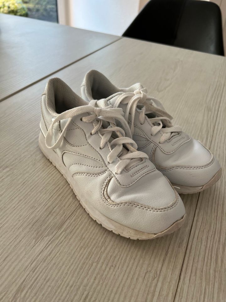 Sneaker, weiß, 36 in Herzogenrath