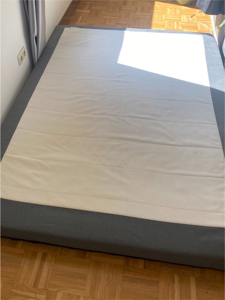 Matratze - Boxspringbett 200cm x 140cm in Aachen