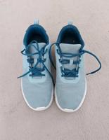 vty Sportschuhe gr 42 blau Hessen - Maintal Vorschau