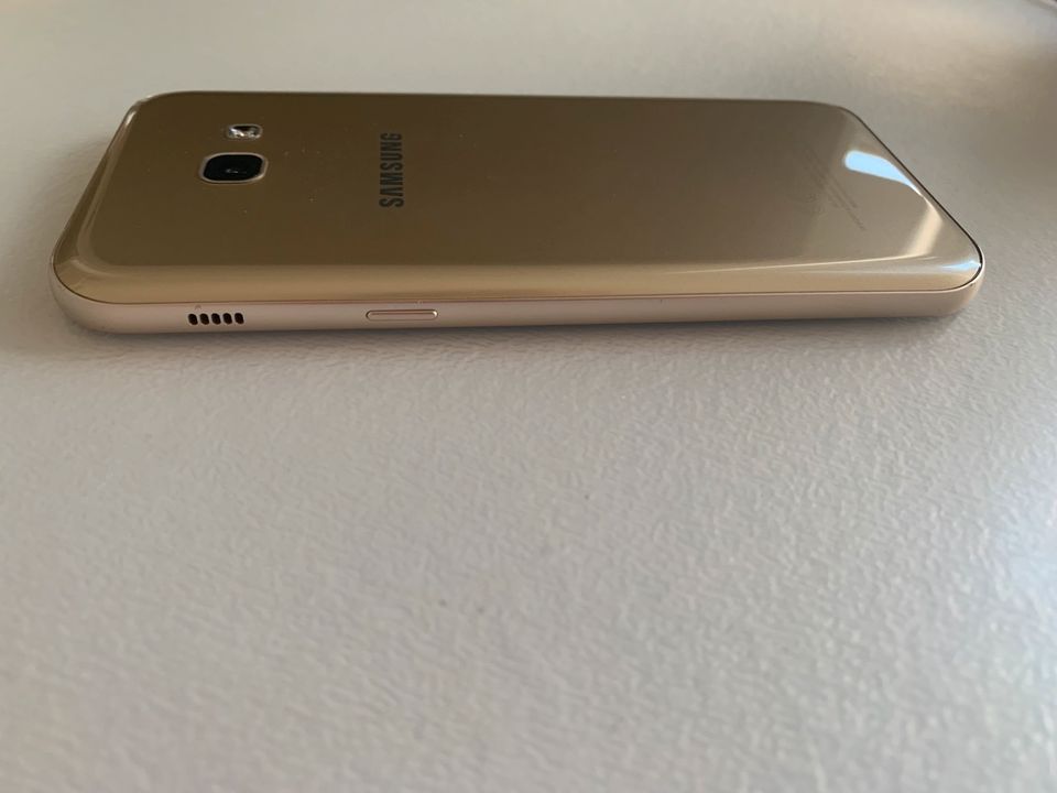 Samsung Galaxy A5 32 GB (2017) SM-A520F in Beilstein