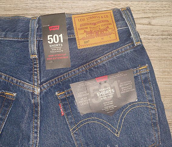 Org. Levi´s 501 Damen Hot - Pants / Jeans Shorts Gr. W 24 NEU in Roßdorf