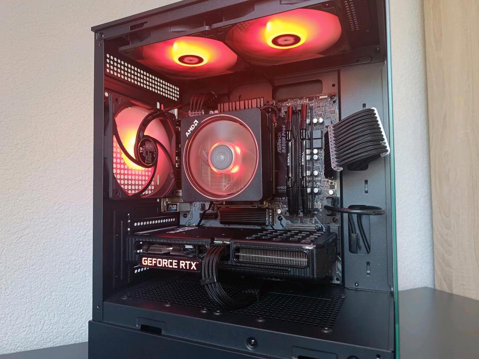 Leistungsstarker Gaming Pc|Geforce RTX 3060|1 Jahr Gewährleistung in Titisee-Neustadt