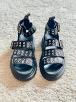 Dr. Martens Sandalen Thüringen - Suhl Vorschau