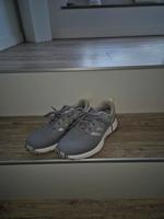 Neuwertige Adidas Schuhe Niedersachsen - Lingen (Ems) Vorschau