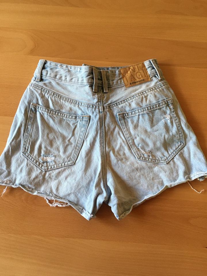 Stradivarius Shorts Gr 32, Jeans Hotpants Gr xs (Gr 152/158) in Damme