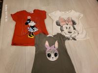 3 T-Shirts, H&M, Mädchen, Minnie Mouse, Größe 98/104 Sachsen - Treuen Vorschau