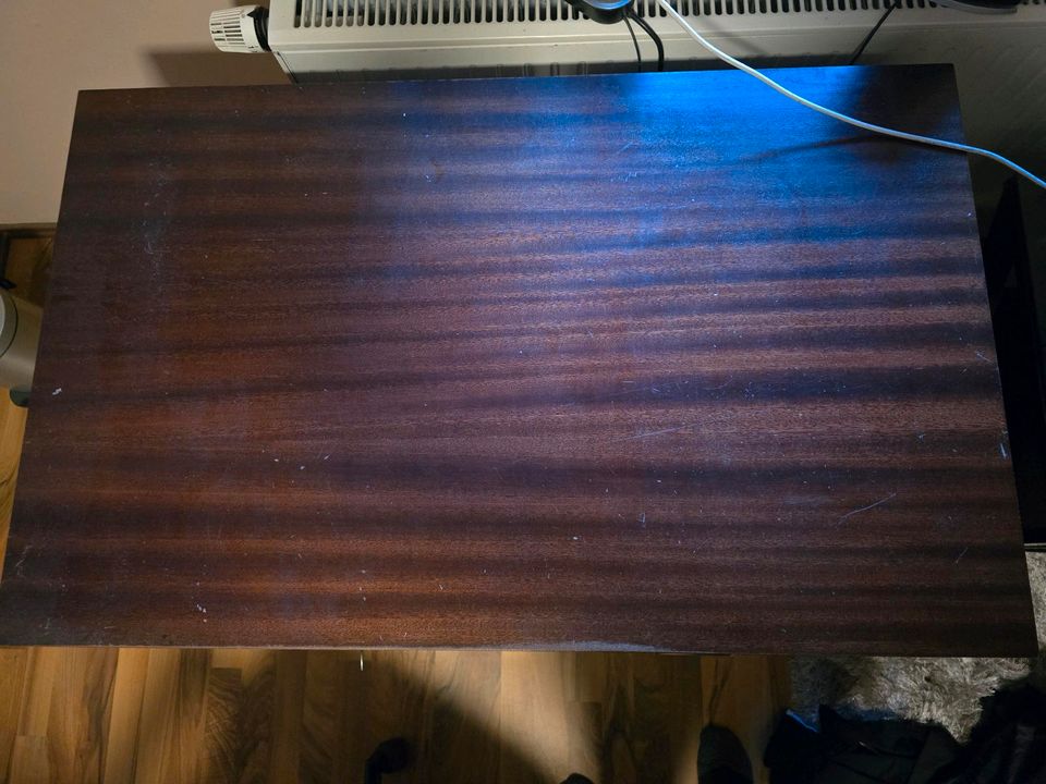 Massiver Holz Schreibtisch in Ahaus