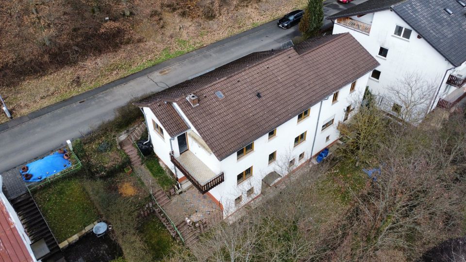 Einfamilienhaus mit Einliegerwohnung & Doppelgarage in Herrstein