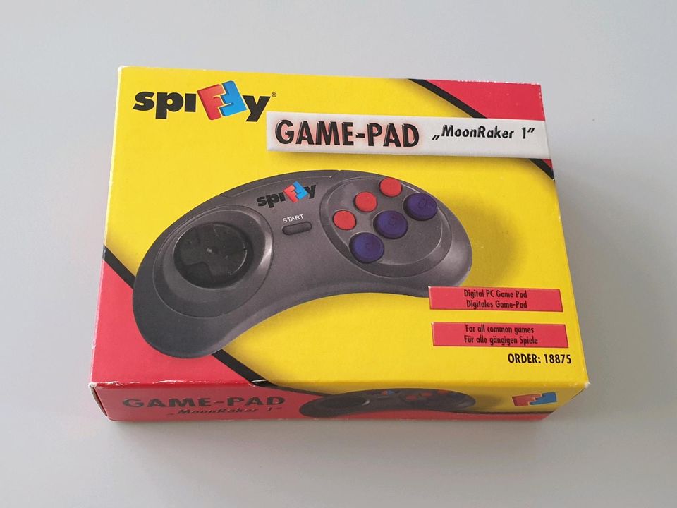 Game Pad Spiffy MoonRaker 1 neu OVP Controller alt in Sachsenheim