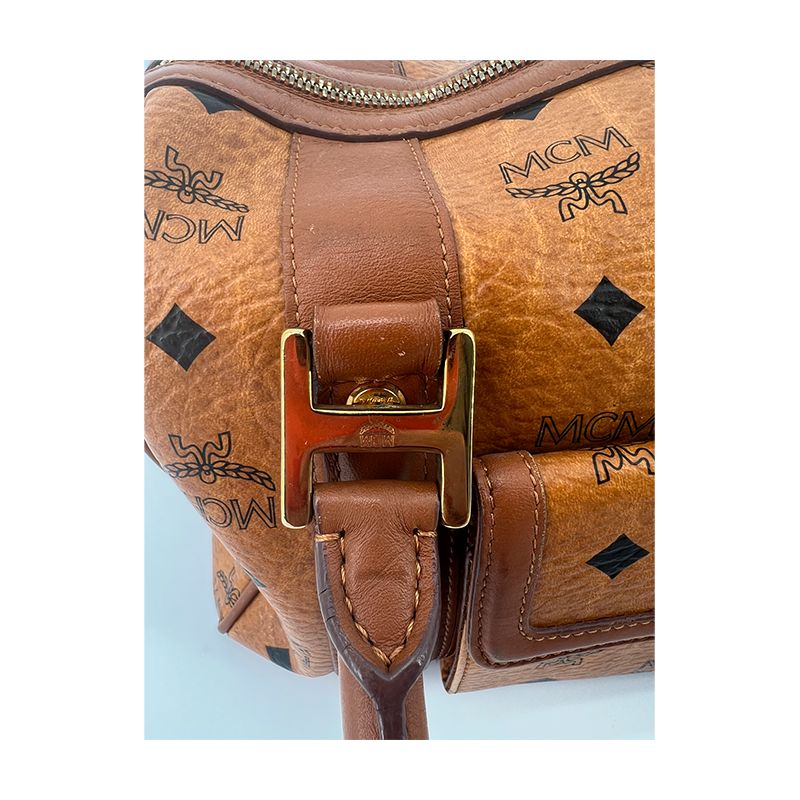 MCM Boston Monogram Cognac oder Schwarz mit Echtheitszertifikat in Hemmingen