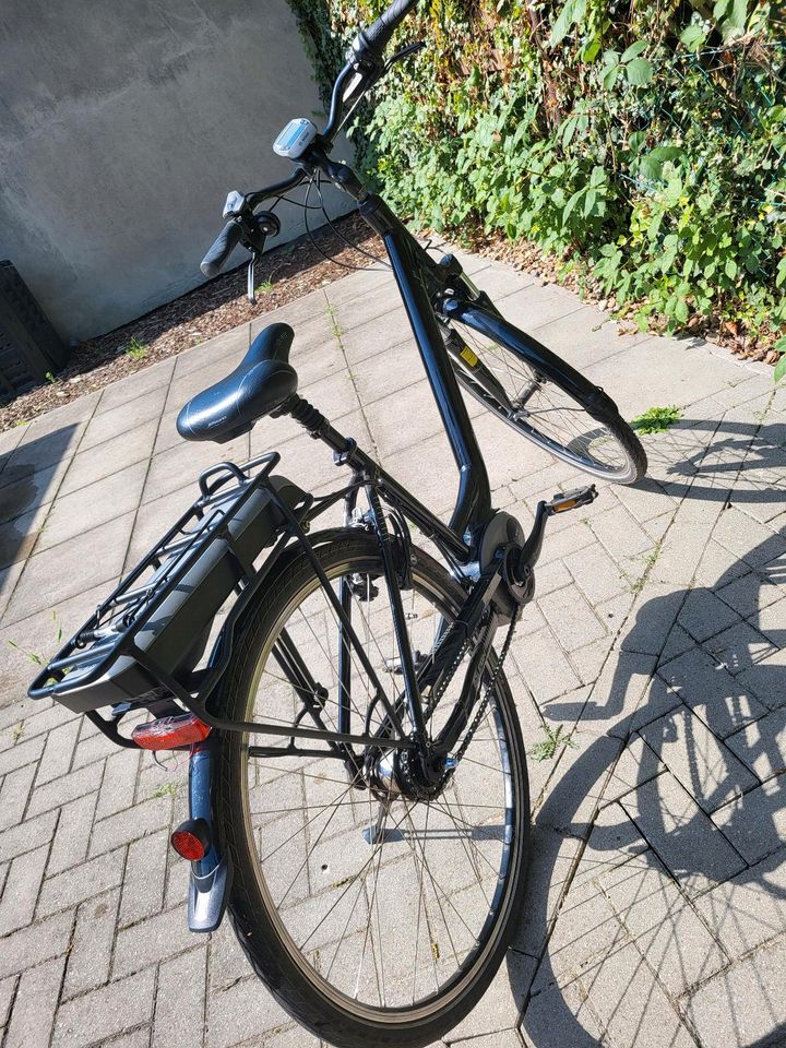 e-bike Raleigh Farbe schwarz in Weyhe