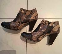Damen Stiefelette mit tollem Animalprint Nordrhein-Westfalen - Bedburg Vorschau