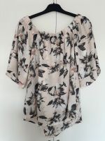 Sommerliche Bluse mit Blumenmuster Hessen - Dreieich Vorschau