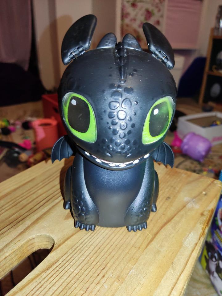 Dream Works Dragons Hatching Toothless interactive Baby Ohnezahn in Homburg