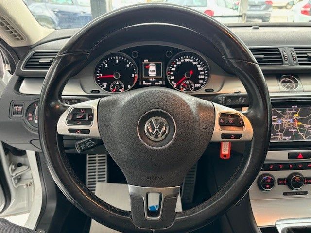 Volkswagen Passat CC Sportline 2,0 TDI-Navi-Bi.Xenon in Warendorf