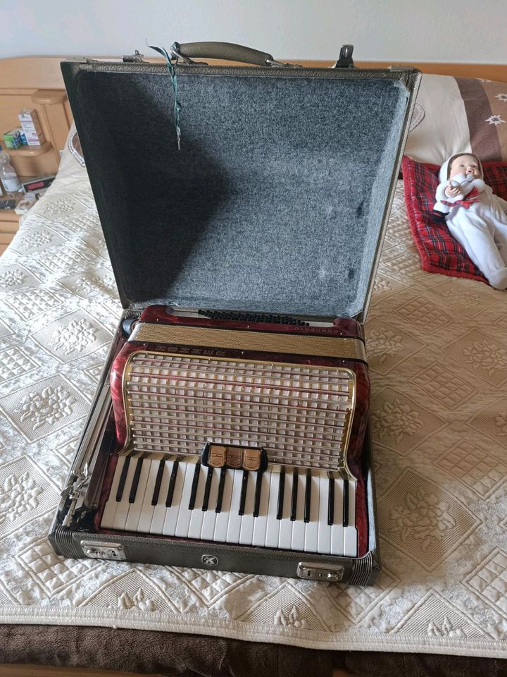 Hohner Akkordeon in Radevormwald