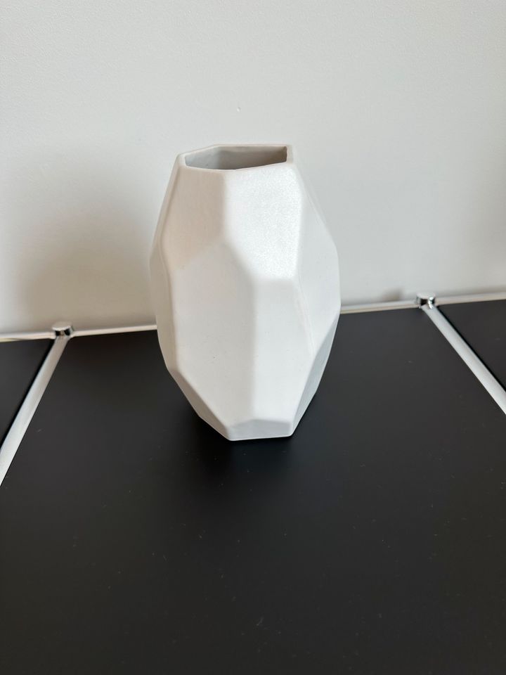 Moderne Vase | geometrisch in Barsbüttel