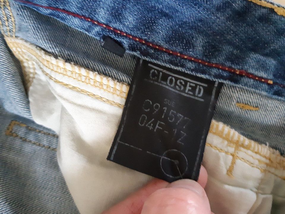 CLOSED Jeans "Sue" Gr. Ital. 42 in Dassel