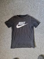 T-Shirt Nike Gr. 128 Stuttgart - Bad Cannstatt Vorschau