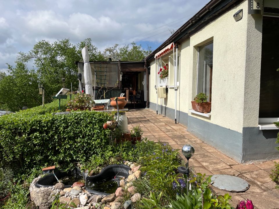 Freizeitgrundstück / Garten mit 2x Gartenhaus und Nebengelass in 06722