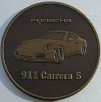 PORSCHE 911 Carrera S Kalendermünze 2016 in Klarsichthülle Sachsen - Bernsdorf Vorschau