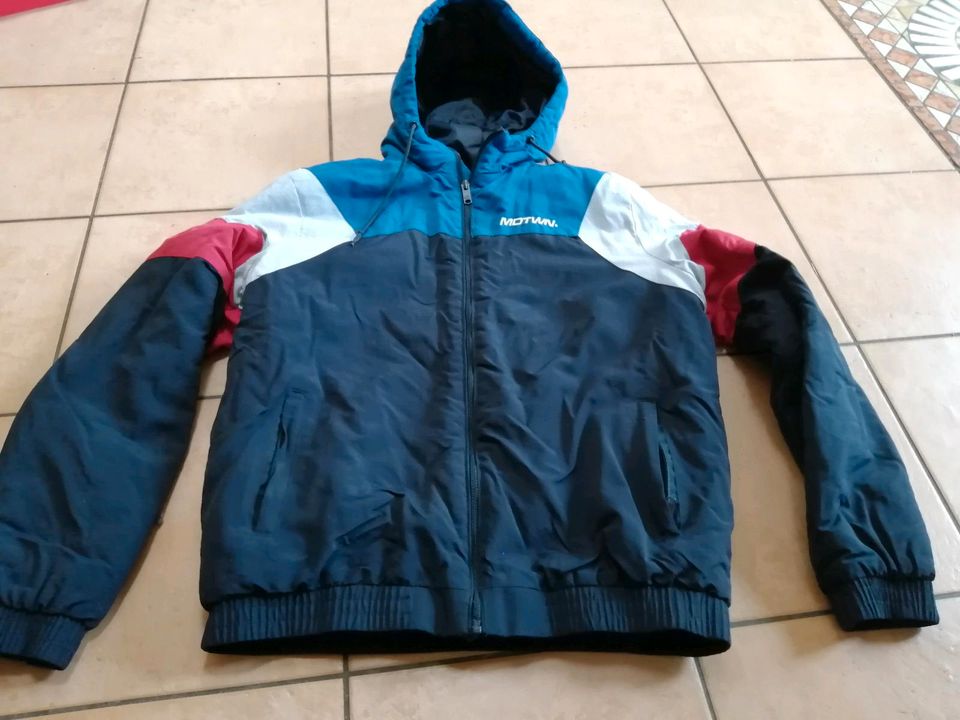 Herren Jacke, Gr. M, für kühle Tage in Scheinfeld