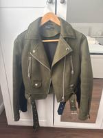 Zara Wildederjacke Optik, 10€, wie neu Niedersachsen - Winsen (Luhe) Vorschau