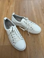 weiße Turnschuhe Sachsen - Wachau Vorschau