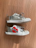 Love Moschino Sneaker, Gr. 37, Silber, Top Zustand! Bayern - Zirndorf Vorschau