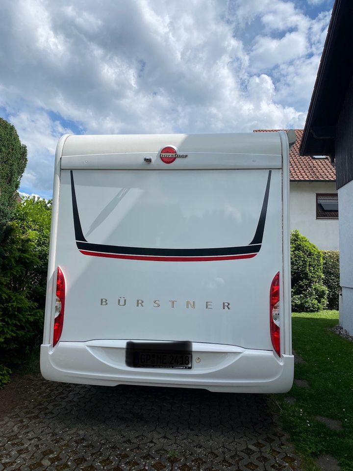 Bürstner Wohnmobil Lyseo T728G in Kuchen