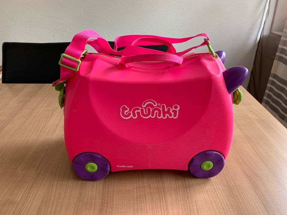 Trunki Kinderkoffer pink in Dortmund
