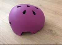 Neuer und ungetragener cooler Skater/ Fahrradhelm Mädchen Gr. XS Bayern - Herzogenaurach Vorschau