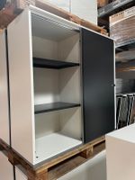 König+Neurath Sideboard Schiebetür Regal in Lichtgrau Anthrazit Büroregal Werkstattregal Massiv verschließbar Hessen - Offenbach Vorschau