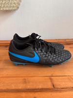 Fußballschuhe Nike Tiempo Größe 43 Nordrhein-Westfalen - Bad Salzuflen Vorschau