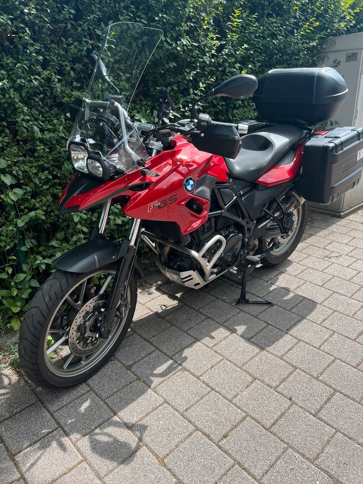 BMW 700 GS rot 22.000 km 4-2013 Vollausstattung ABS ESA ASC Info in Duisburg