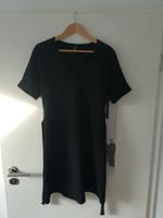 Schwarzes Damenkleid in Größe M – Eleganter Klassiker Nordrhein-Westfalen - Paderborn Vorschau