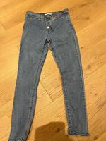 Levi’s Jeans Gr. Weite 28.  / Länge 30 Niedersachsen - Großheide Vorschau