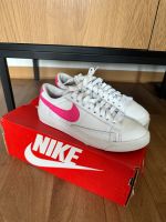 Nike Schuhe 35,5 Hessen - Korbach Vorschau