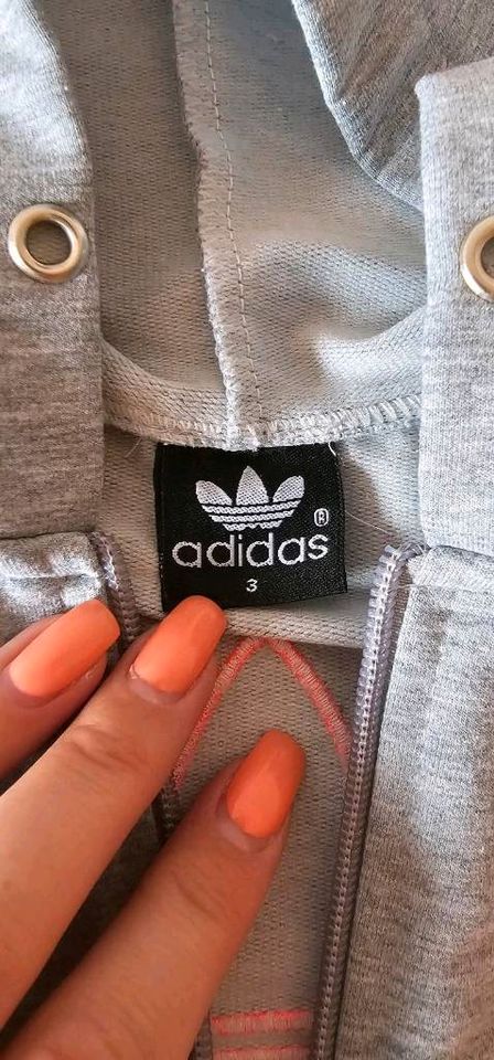 Adidas Anzug Mädchen Größe 3 (80-86) in Weener