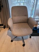 Grauer Bürostuhl Schreibtisch Stuhl Abholung zeitnah Hessen - Lahnau Vorschau